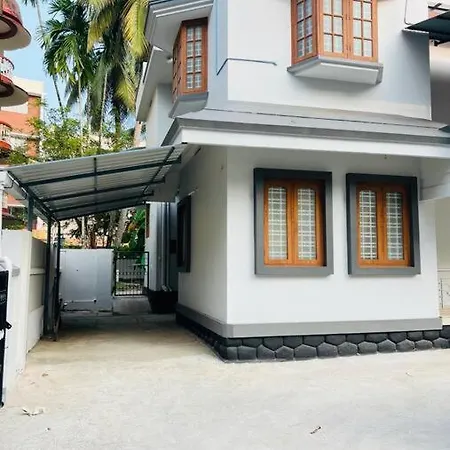 Home In Guruvayur-3 Bedroom Exterior photo