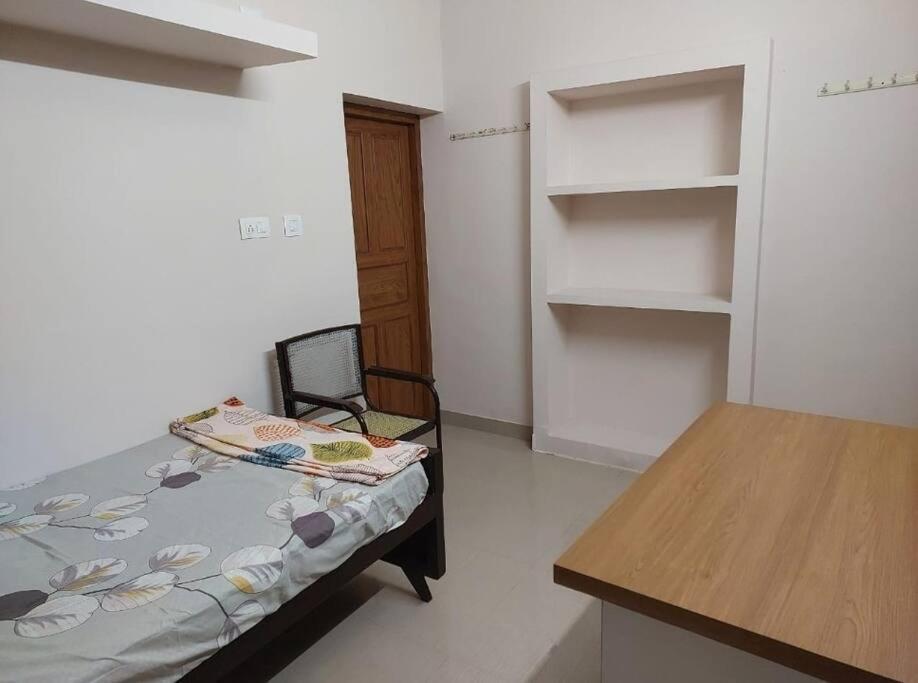 In Guruvayur-3 Bedroom