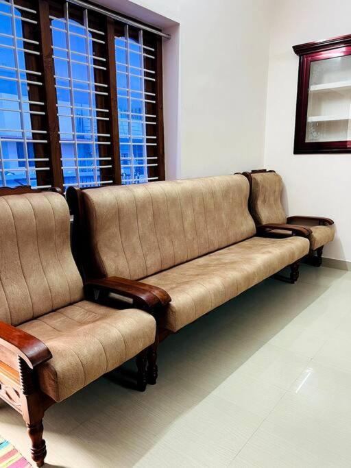 In Guruvayur-3 Bedroom *